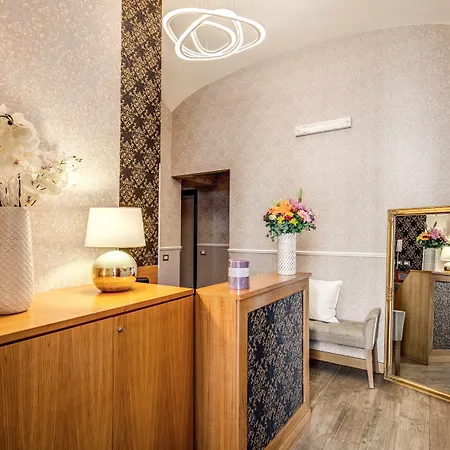 Auditorium Mecenate Гостевой дом 4*