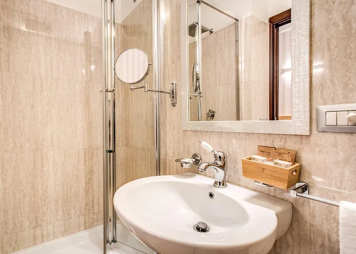 Auditorium Mecenate Pensjonat 4*